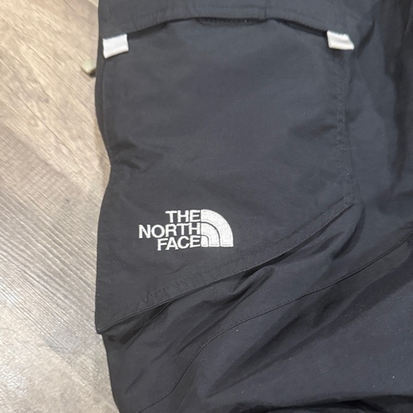 The North Face Men's Black Cargo Pants - Picture 2 of 4